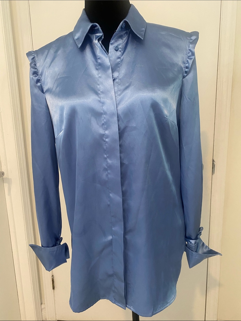 Blue Silky Button-down long sleeved Blouse by Maria Grazia Severi Size Euro 40